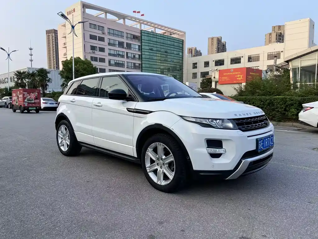 Land Rover Evoque 2015