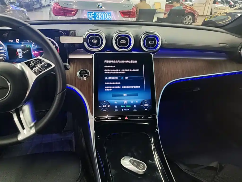 Mercedes-Benz C-Class 2023 — фото 13