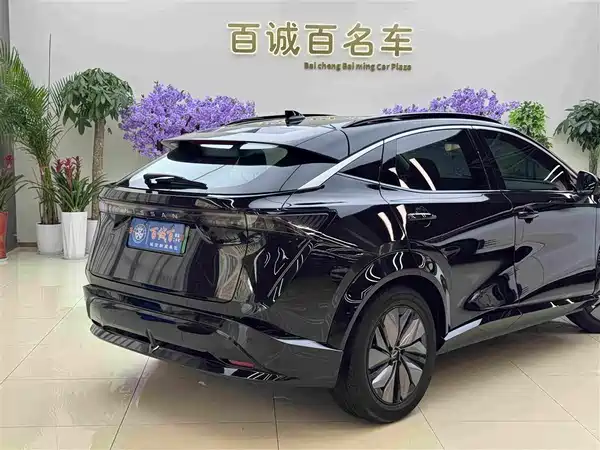 Nissan ARIYA 2024