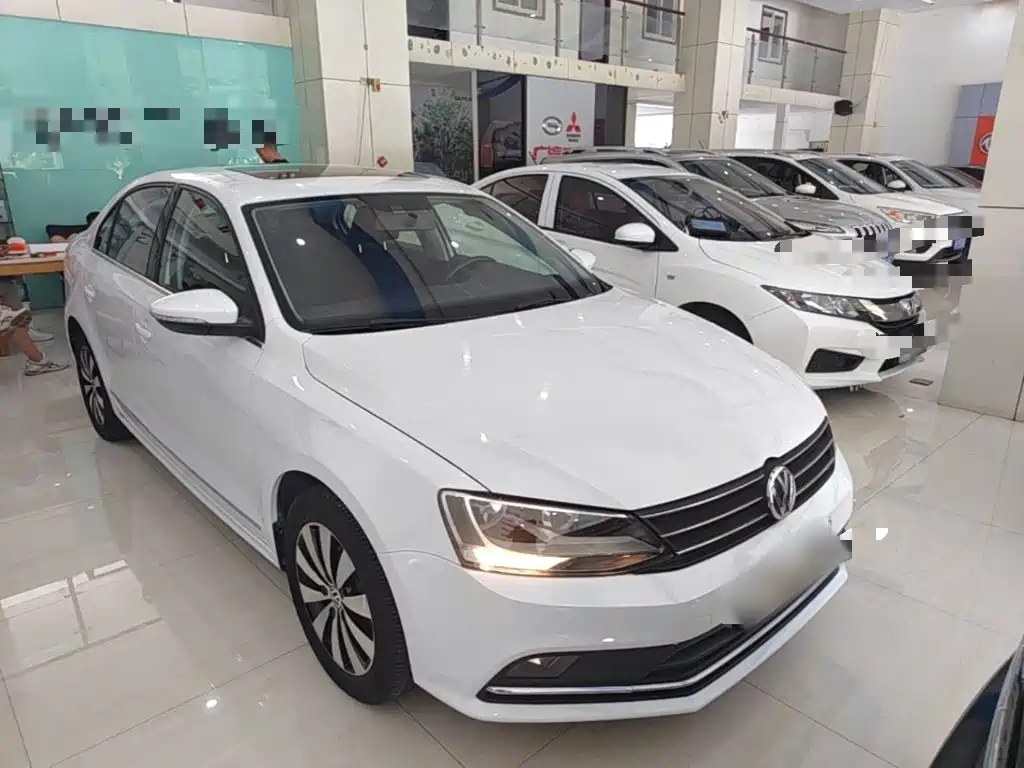 Volkswagen Sagitar 2017