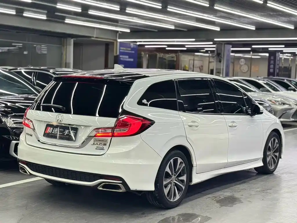 Honda Jade 2017 — фото 9