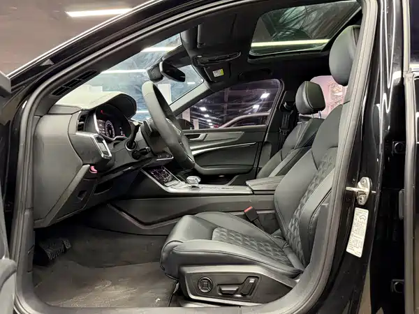Audi A6L 2020