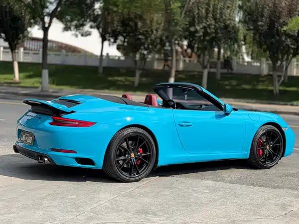 Porsche 911 2016