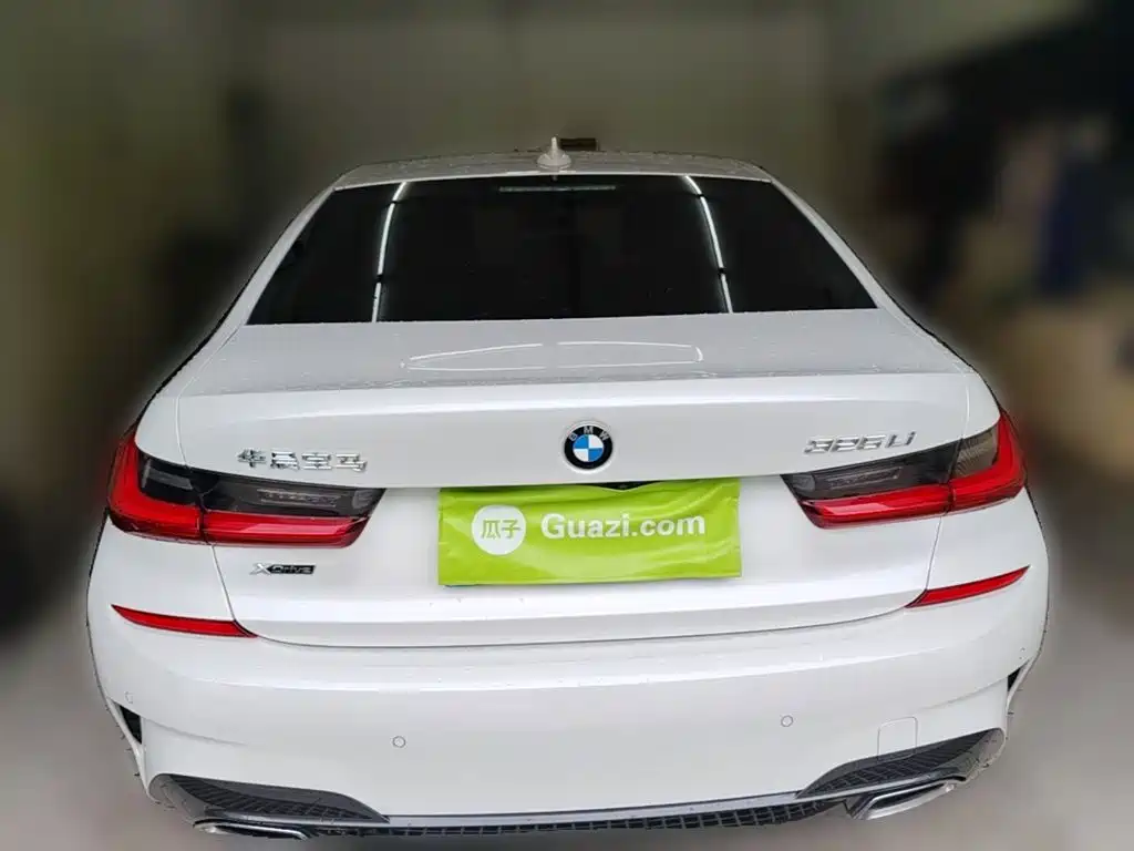 BMW 3 Series 2021 — фото 10