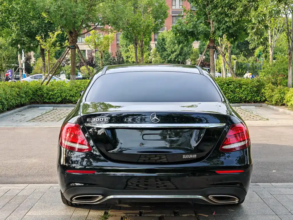 Mercedes-Benz E-Class 2020 — фото 4