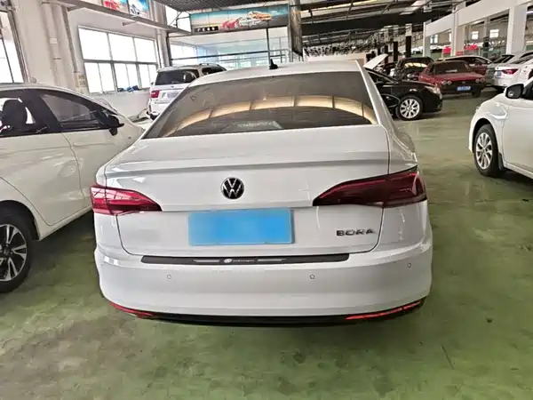 Volkswagen Bora 2021