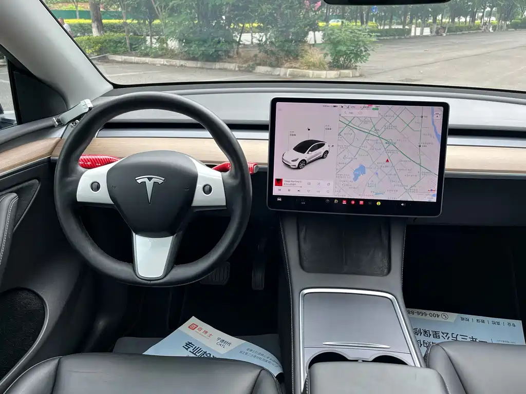 Tesla Model Y 2021 — фото 10