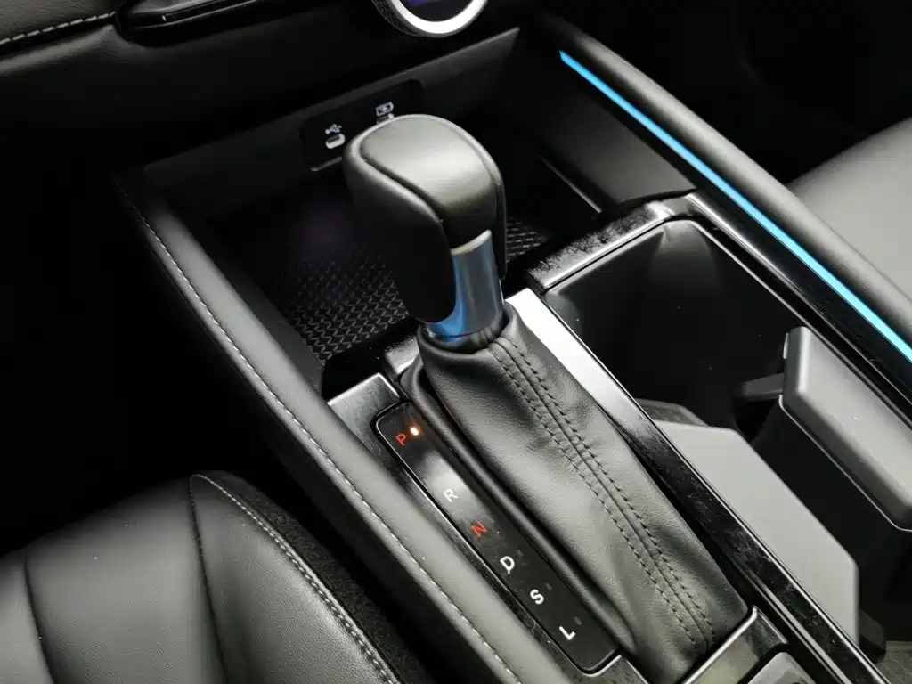 Honda Accord 2023 — фото 13