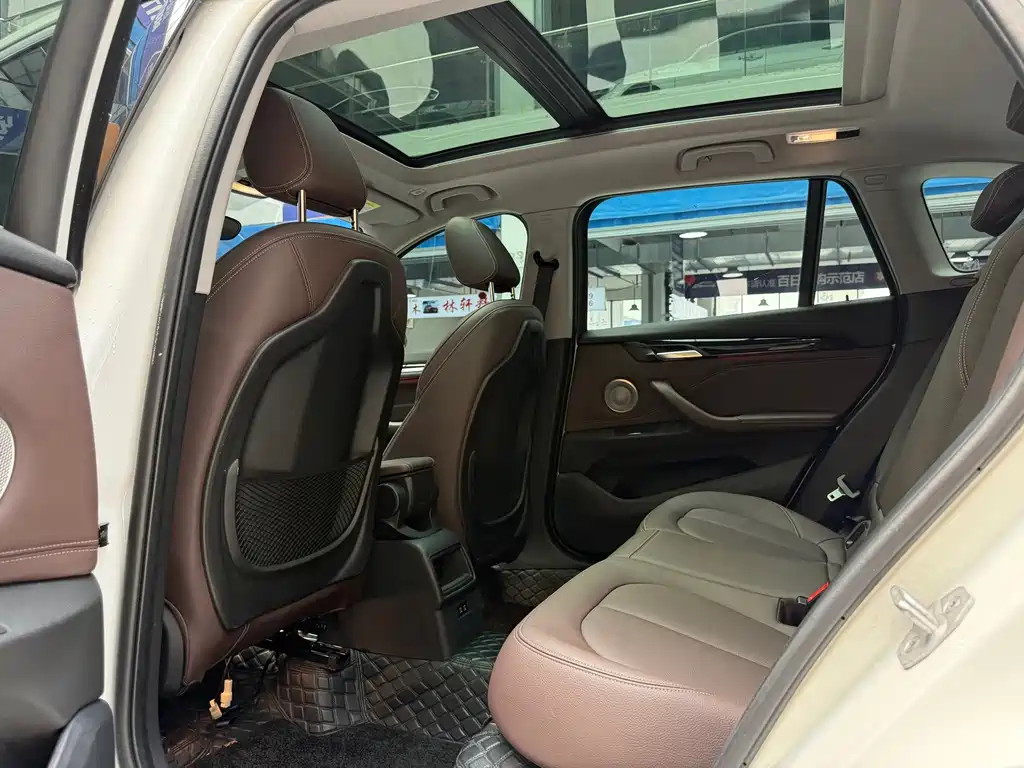 BMW X1 2022 — фото 18