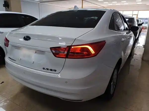 Ford Escort 2017