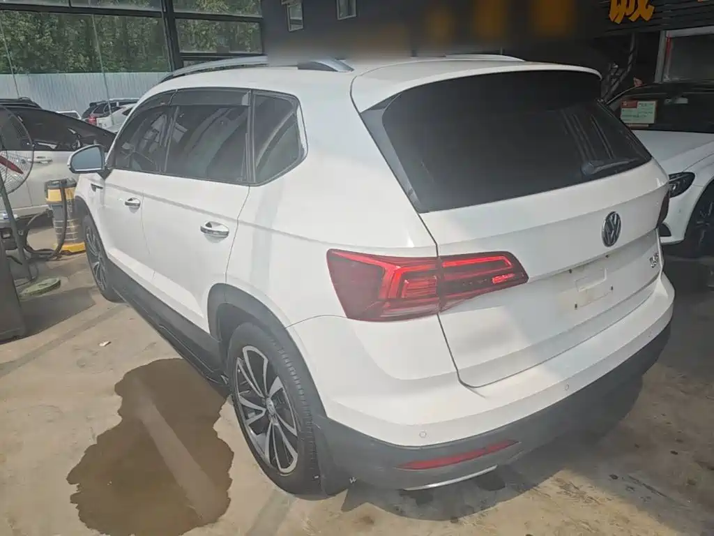 Volkswagen Tharu 2020