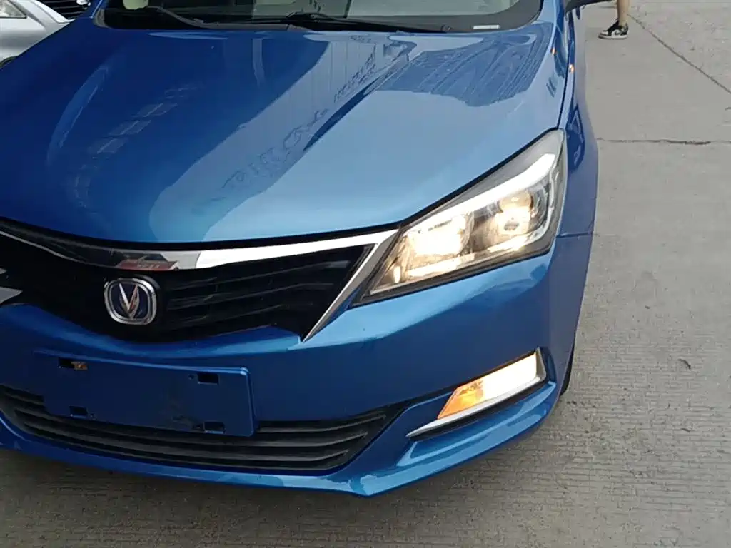 Changan V7 2015 — фото 23