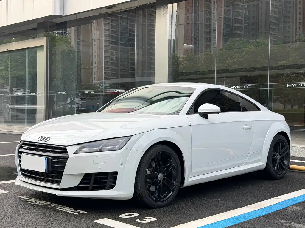 Audi TT 2016 — фото 1