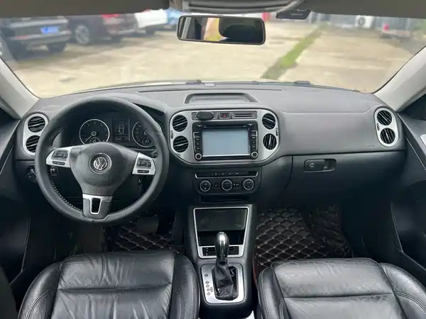 Volkswagen Tiguan 2014