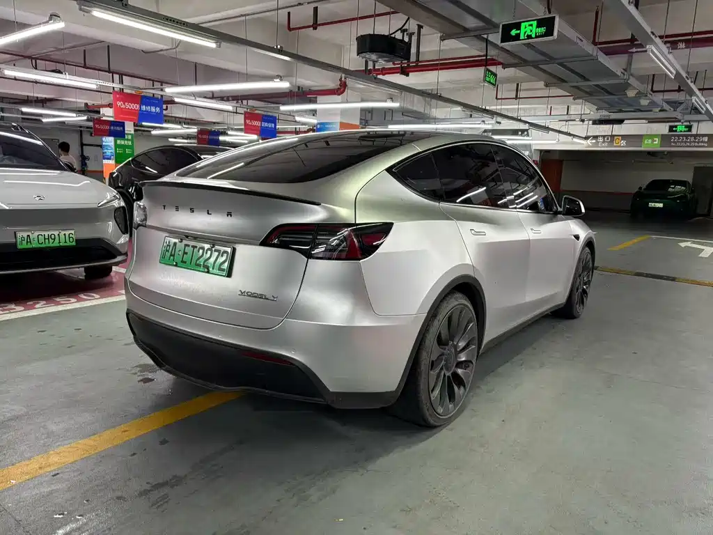 Tesla Model Y 2023 — фото 7