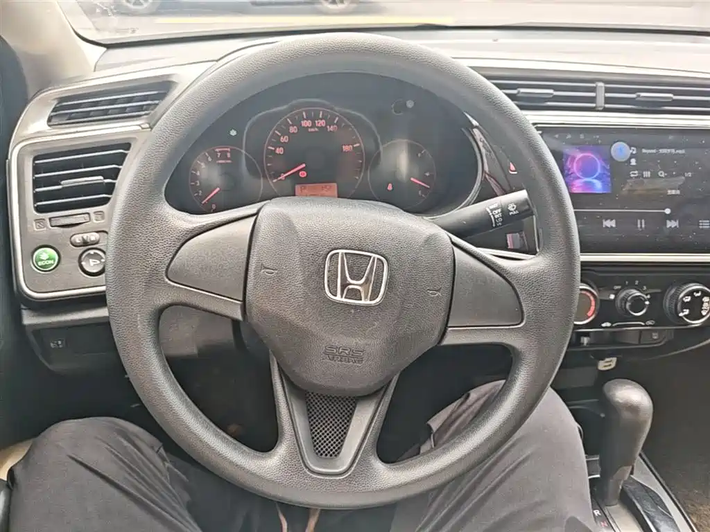 Honda City 2018 — фото 11