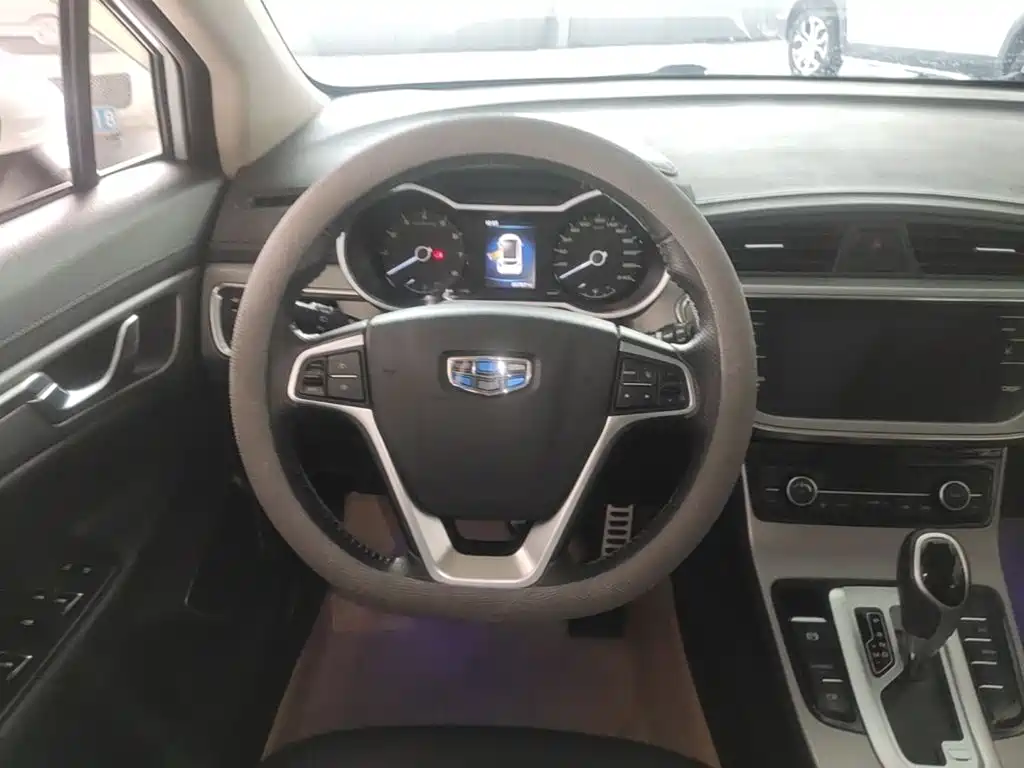 Geely Emgrand GS 2019 — фото 11