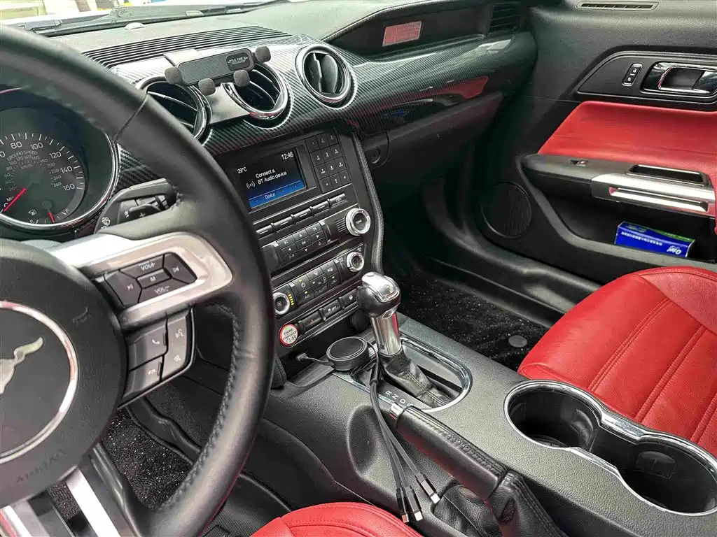 Ford Mustang 2016 — фото 14