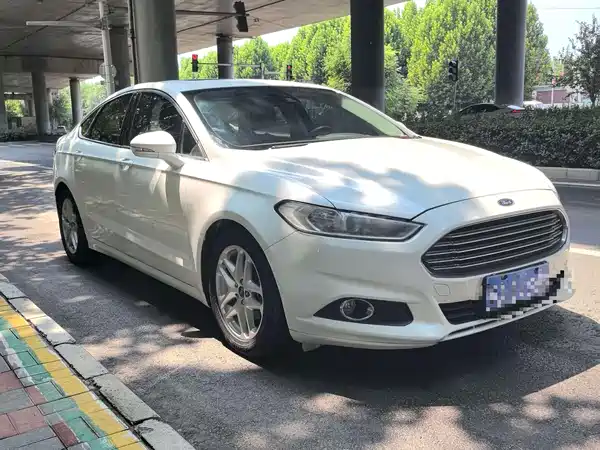 Ford Mondeo 2014