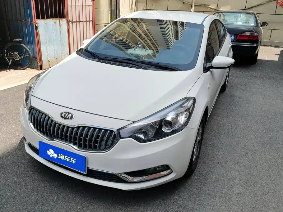 Kia K3 2015