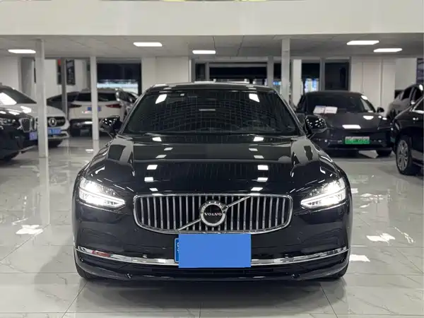 Volvo S90 2022