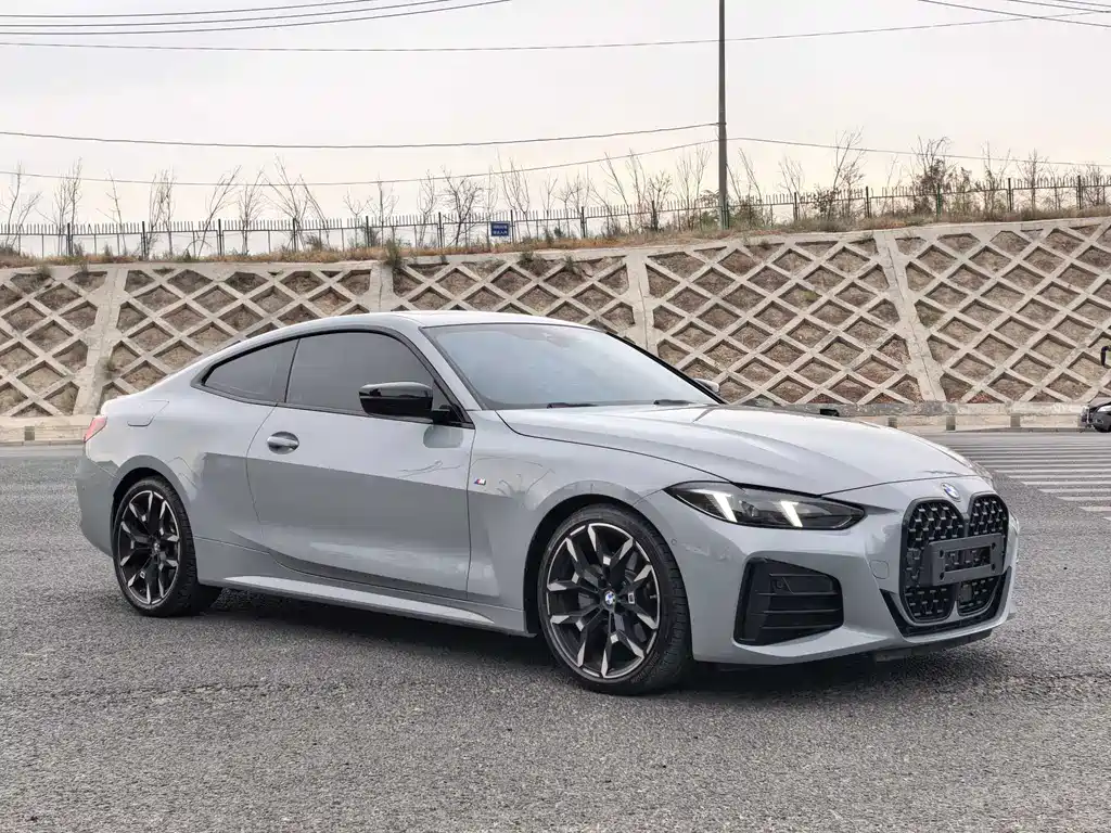 BMW 4 Series 2025