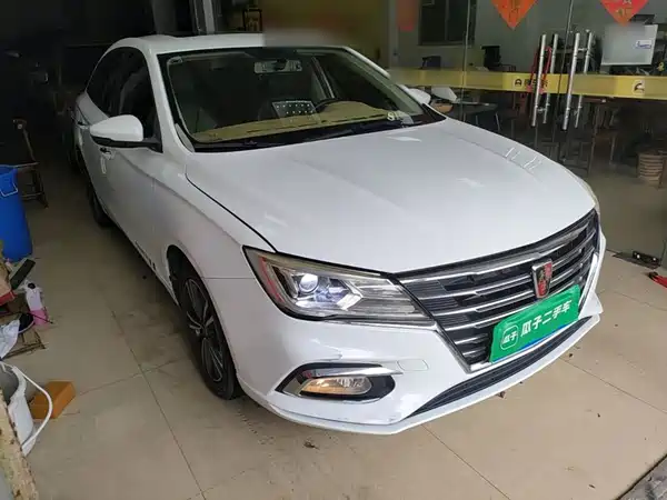Roewe i5 2019