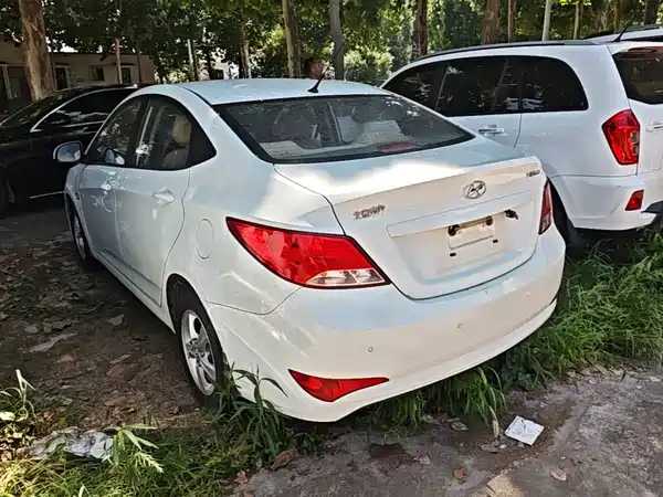 Hyundai Accent 2016