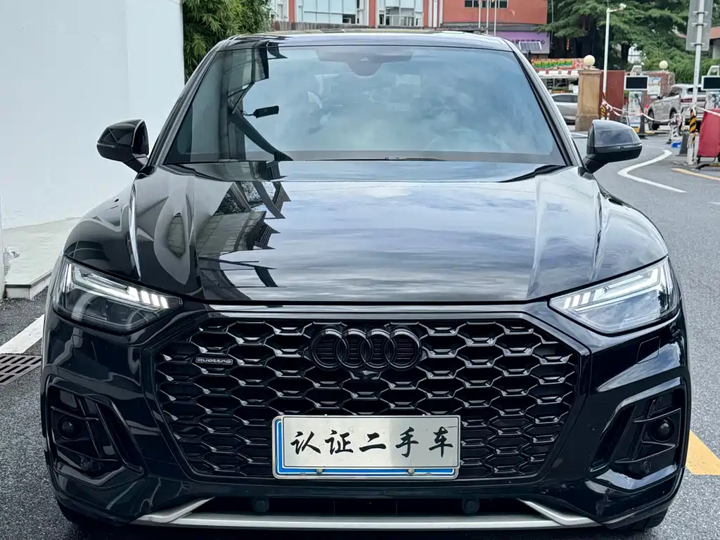 Audi Q5L Sportback 2023 — фото 2