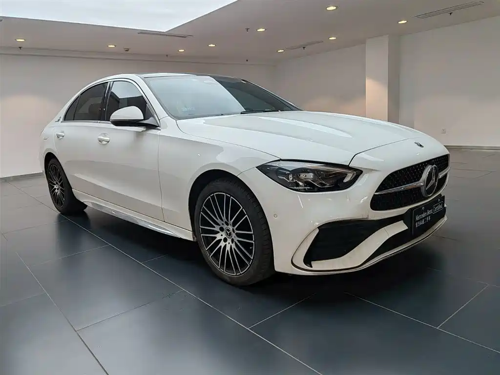 Mercedes-Benz C-Class 2022 — фото 2