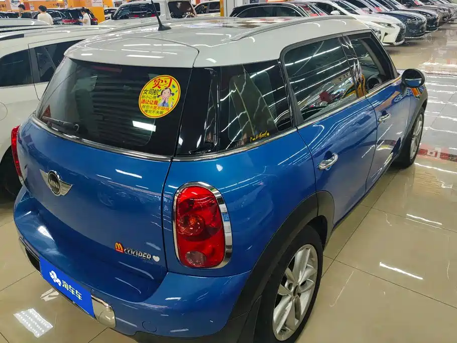 MINI Countryman 2012