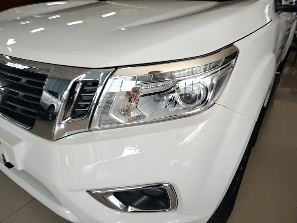 Nissan Navarre 2022 — фото 18