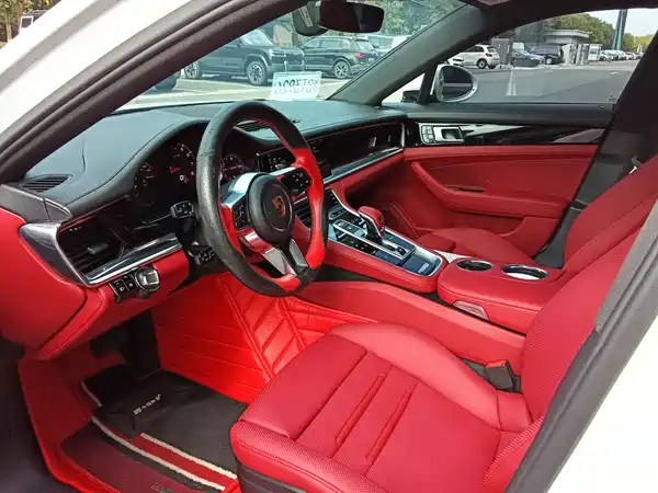 Porsche Panamera 2019