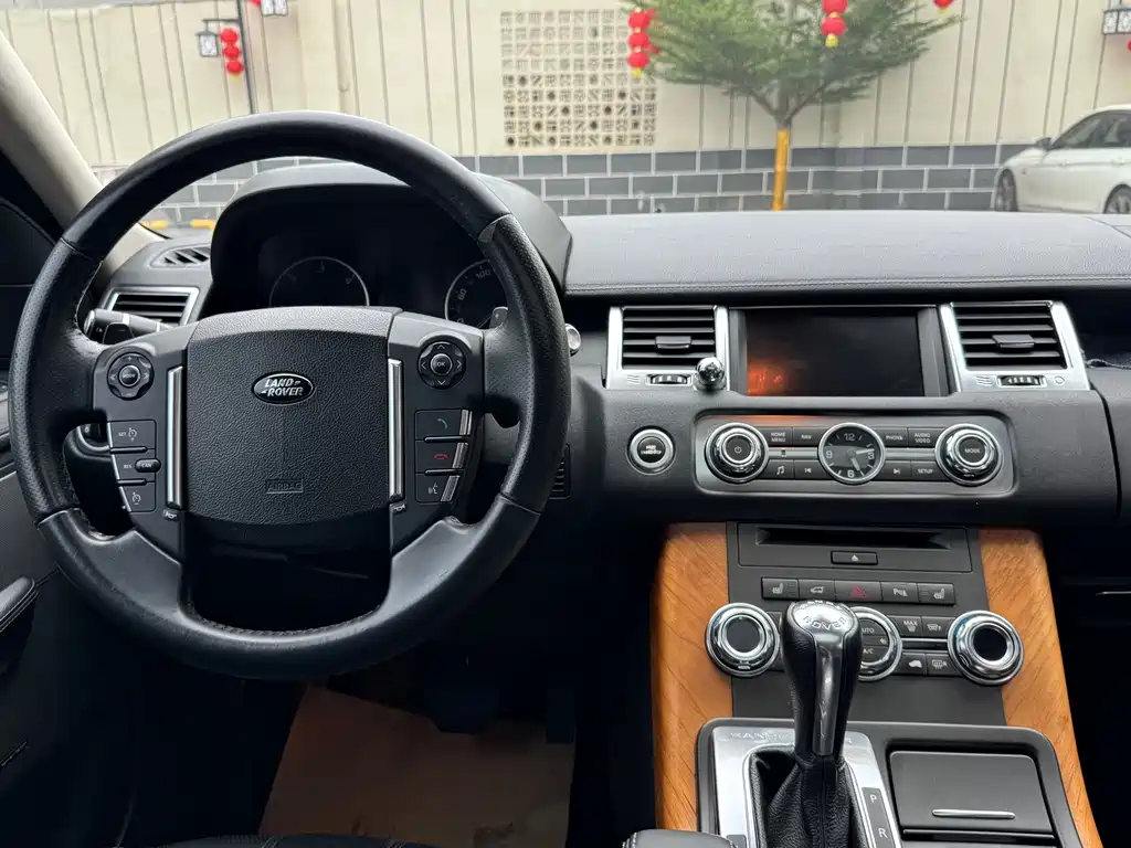 Land Rover Range Rover Sport 2012 — фото 14