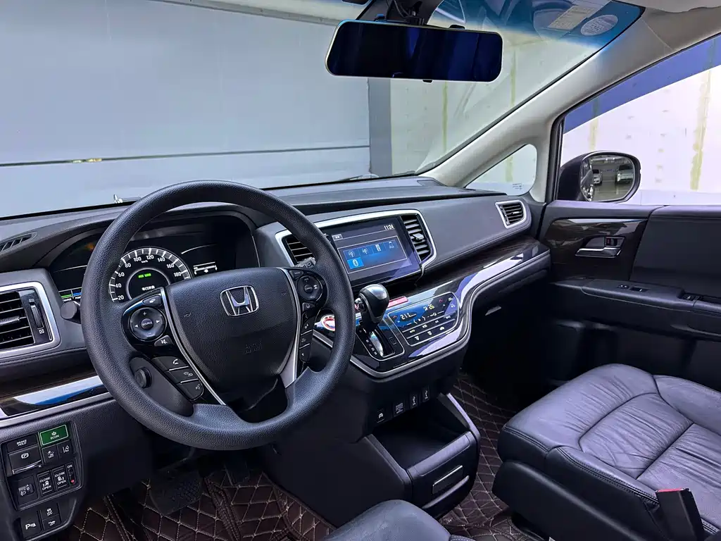 Honda Odyssey 2019 — фото 10