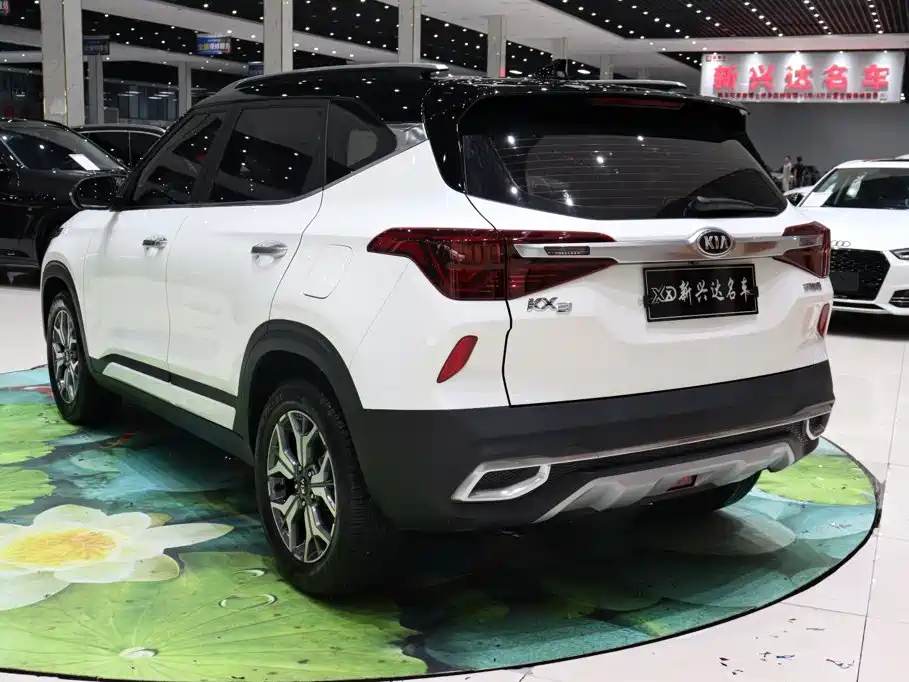 Kia KX3 2022 — фото 4