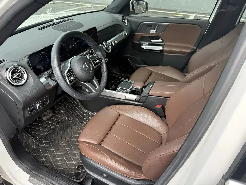 Mercedes-Benz GLB 2020 — фото 13