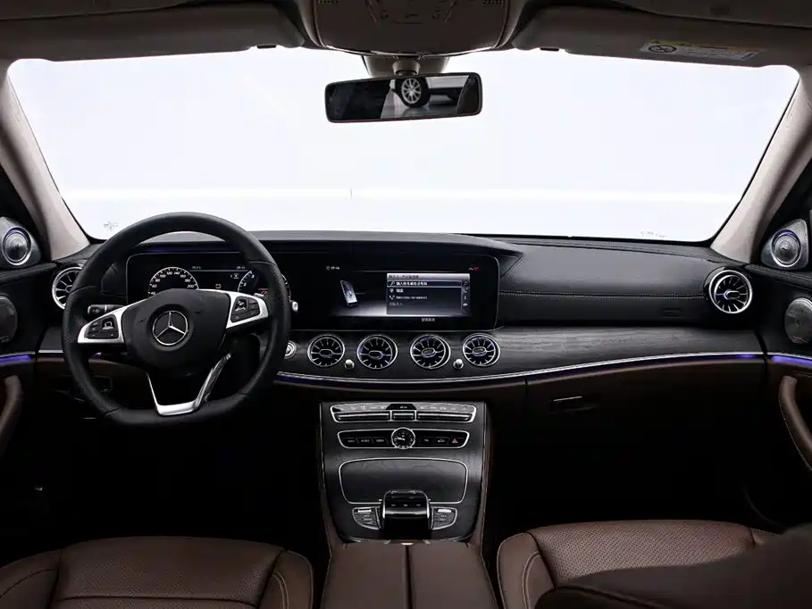 Mercedes-Benz E-Class 2018 — фото 5
