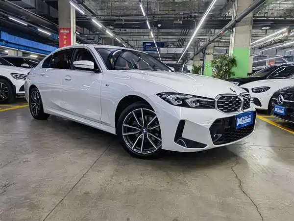 BMW 3 Series 2023