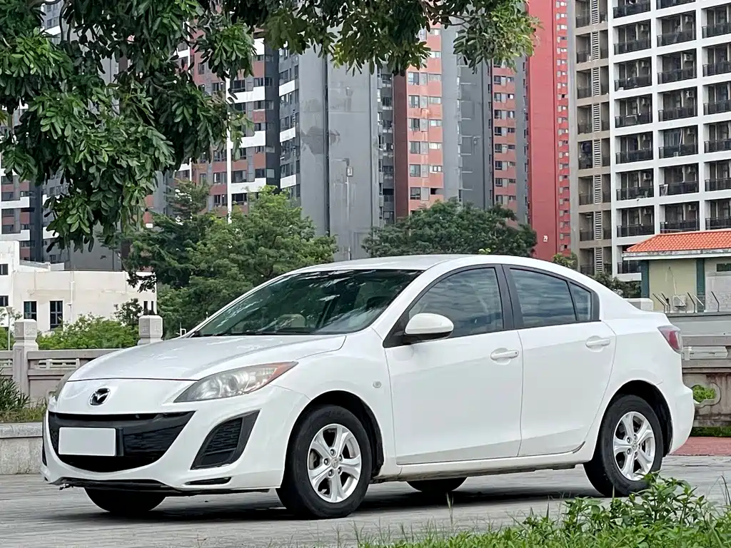 Mazda 3 Xingcheng 2014 — фото 1