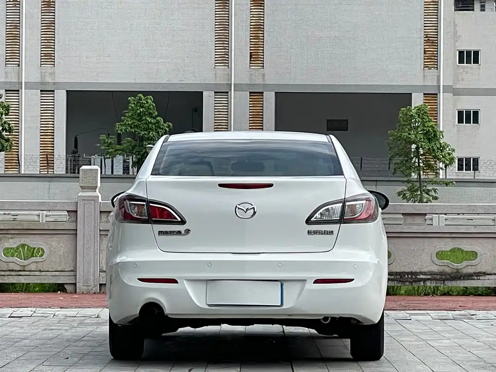 Mazda 3 Xingcheng 2014 — фото 5