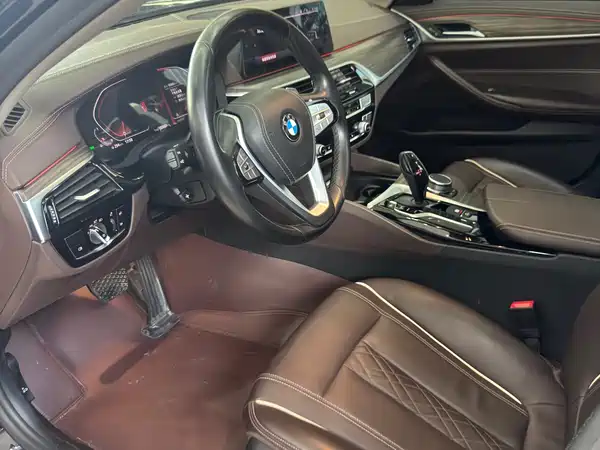 BMW 5 Series 2020