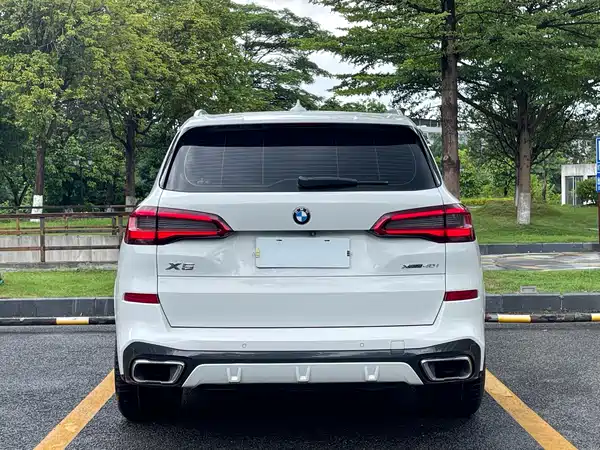 BMW X5 2022