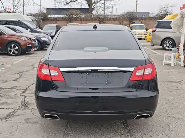 Hongqi H7 2015