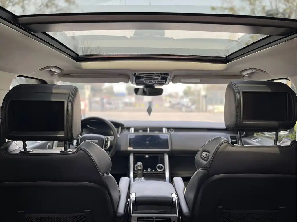 Land Rover Sport 2018 — фото 12