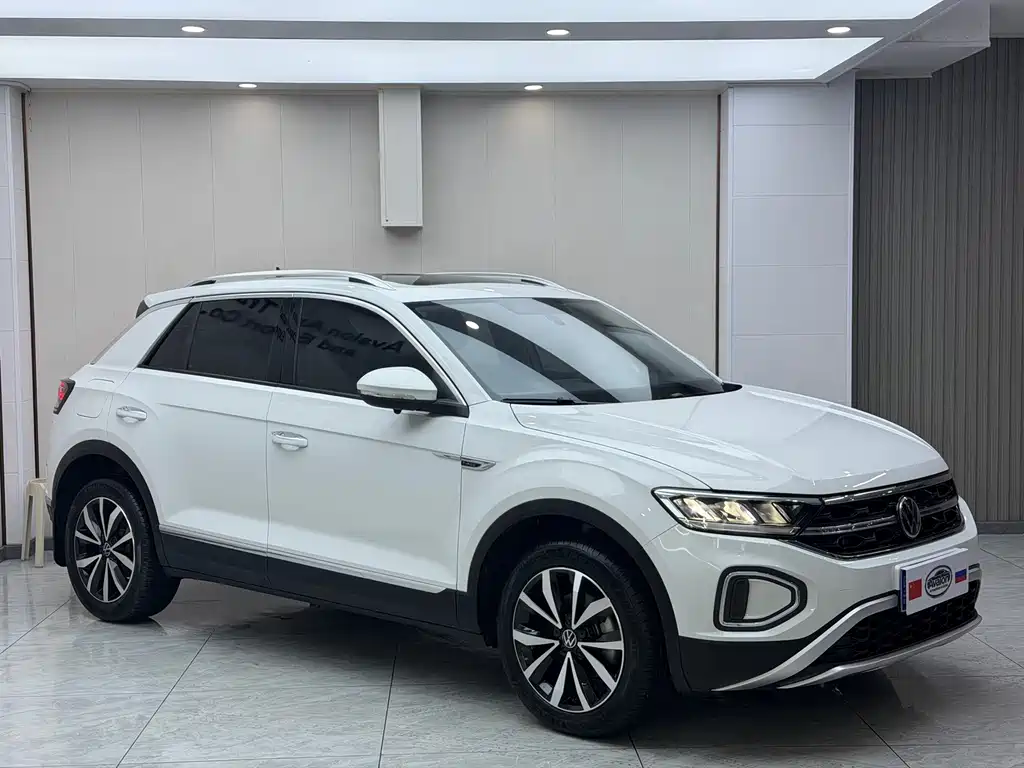 Volkswagen T-Roc 2023