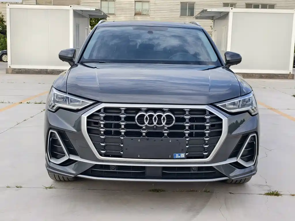 Audi Q3 2022