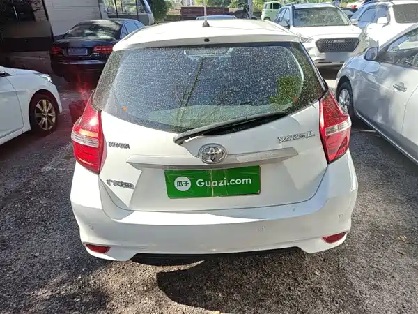 Toyota Yaris L 2016