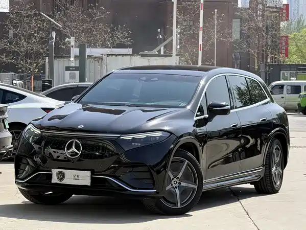 Mercedes-Benz EQS SUV 2023