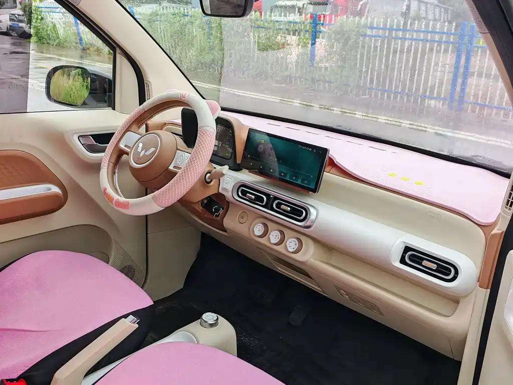 Wuling Hongguang MINIEV 2025